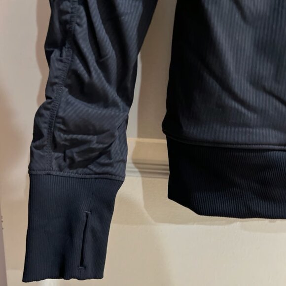 Lululemon women’s dance studio zip up athletic jacket - Picture 5 of 12